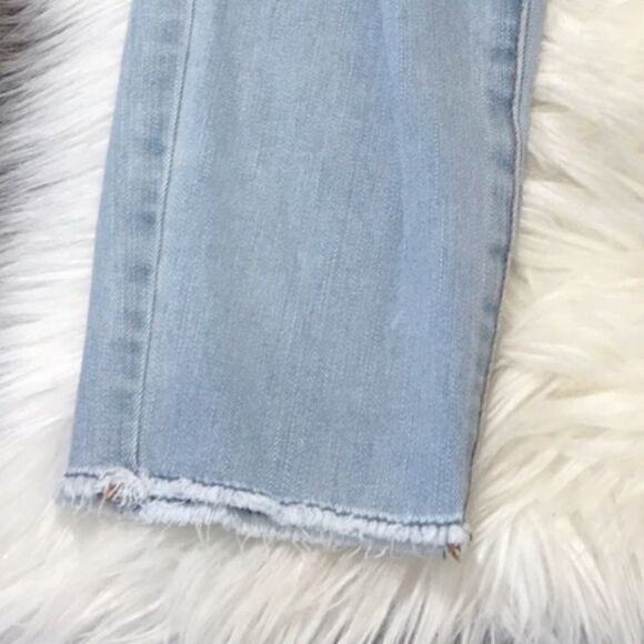 American Eagle Light Wash Ripped Jegging Crop Jeans 2/26 Long - Picture 7 of 7